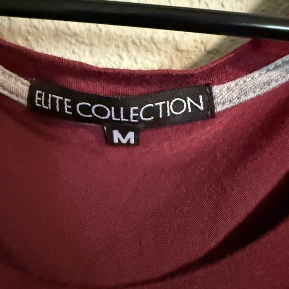 Women's Red Top - Picture 2 of 3